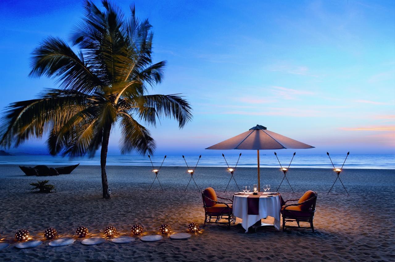 Resort Ocean Waves Sun *